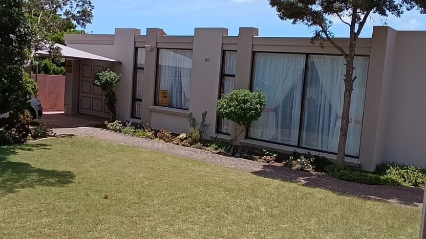 3 Bedroom Property for Sale in Vredenburg Western Cape